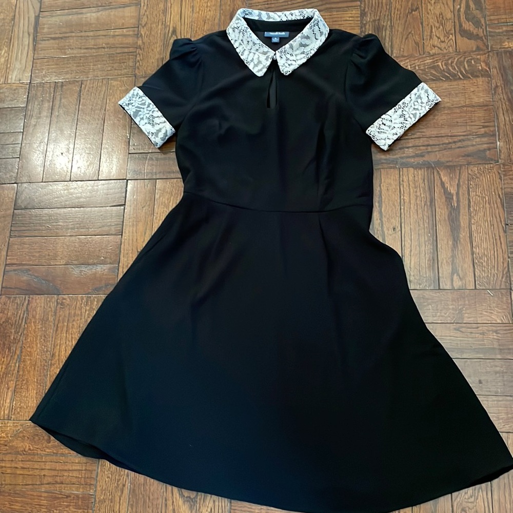 Peter Pan lace collar ModCloth dress, size 4